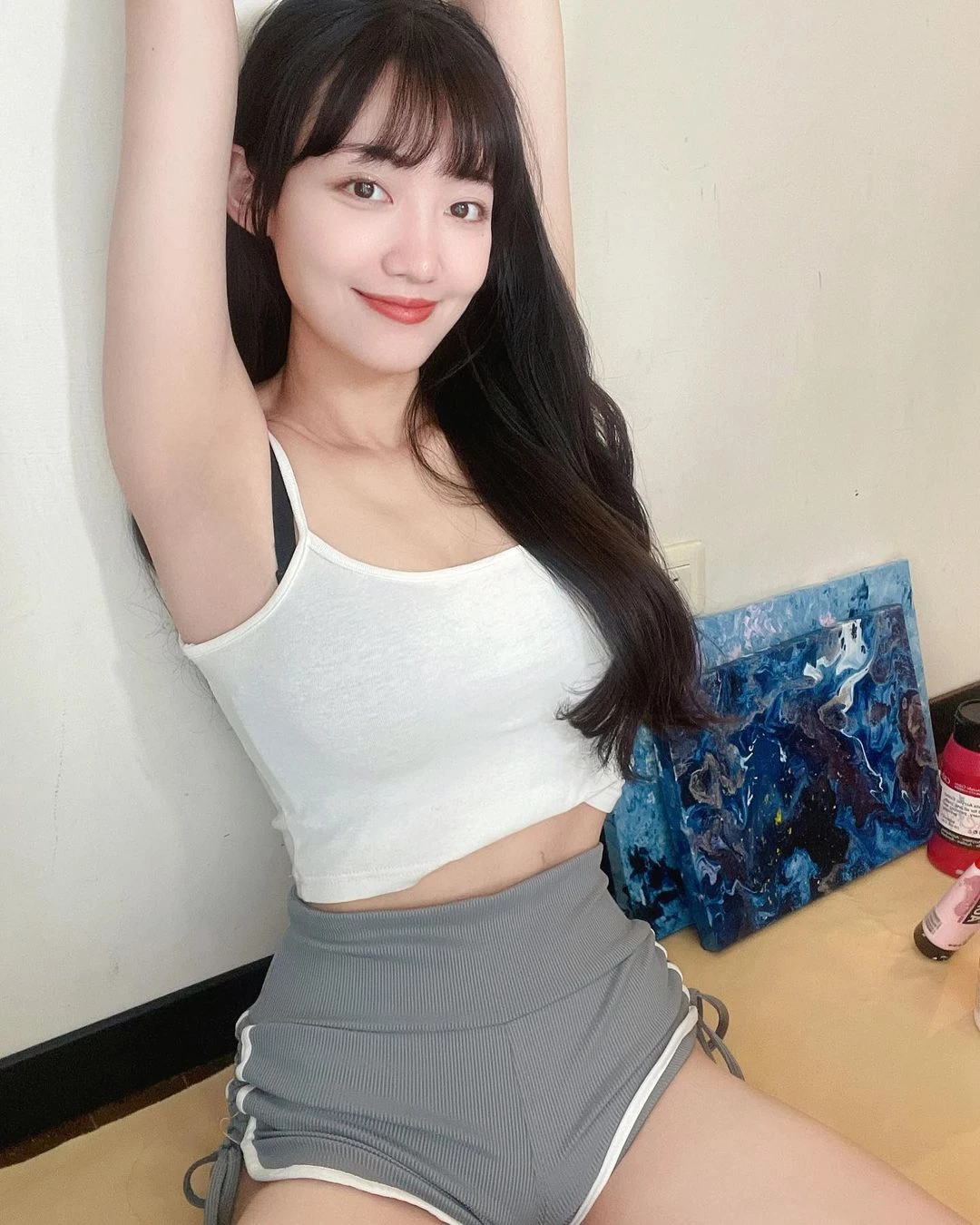 啦啦队御姐“激短战袍”险走光！身材全炸出秒放仙气网晕烂 [11P]